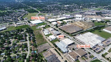 222 S Town East Blvd, Mesquite, TX - AERIAL  map view