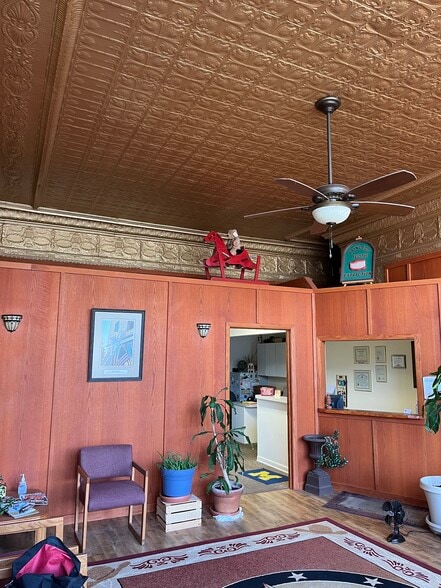 113 Washington St, Hart, MI à vendre - Photo du bâtiment - Image 2 de 2