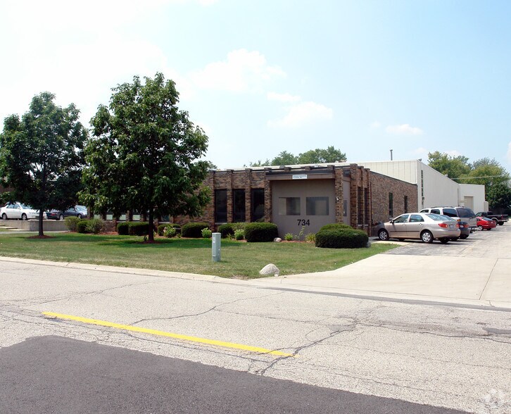 734-736 S Vermont St, Palatine, IL à vendre - Photo du bâtiment - Image 2 de 4