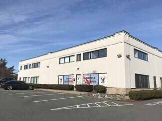 Plus de détails pour 251 S Main St, Middleton, MA - Commerce de détail à louer