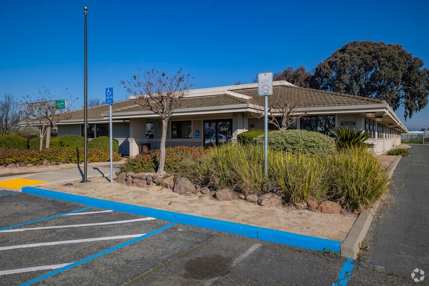 5000 Marsh Dr, Concord, CA for lease - Primary Photo - Image 1 of 5