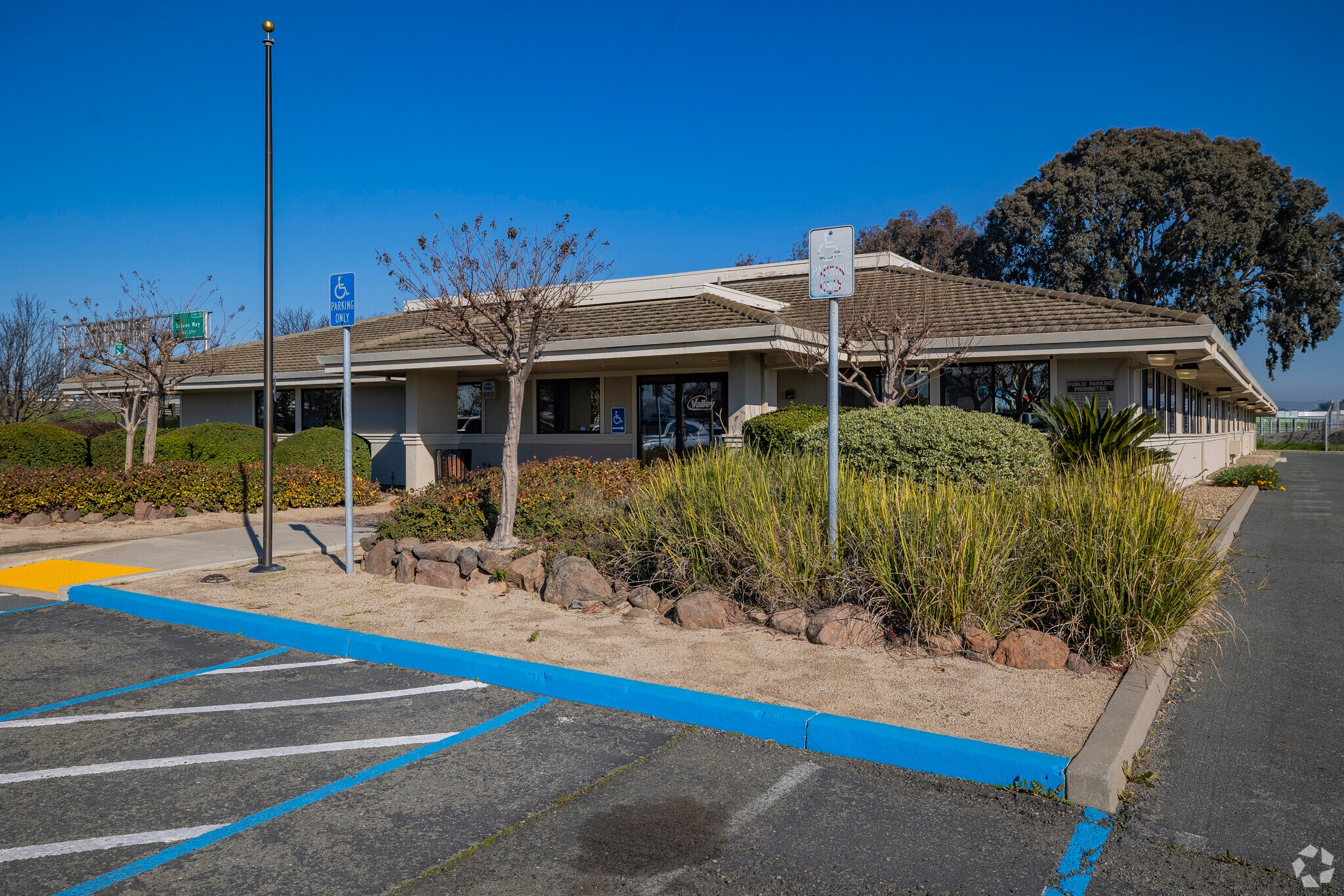 5000 Marsh Dr, Concord, CA for lease Primary Photo- Image 1 of 6