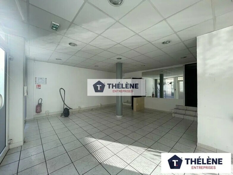 Office in Montpellier for sale - Interior Photo - Image 3 of 7