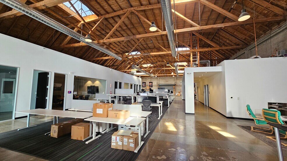 630 S 1st St, San Jose, CA à louer - Photo du bâtiment - Image 2 de 18