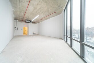 124-28 Queens Blvd, Kew Gardens, NY à louer Photo du bâtiment- Image 1 de 4