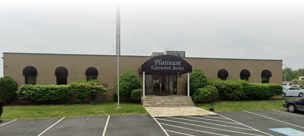 420 Hudgins Rd, Fredericksburg, VA for lease - Building Photo - Image 1 of 3