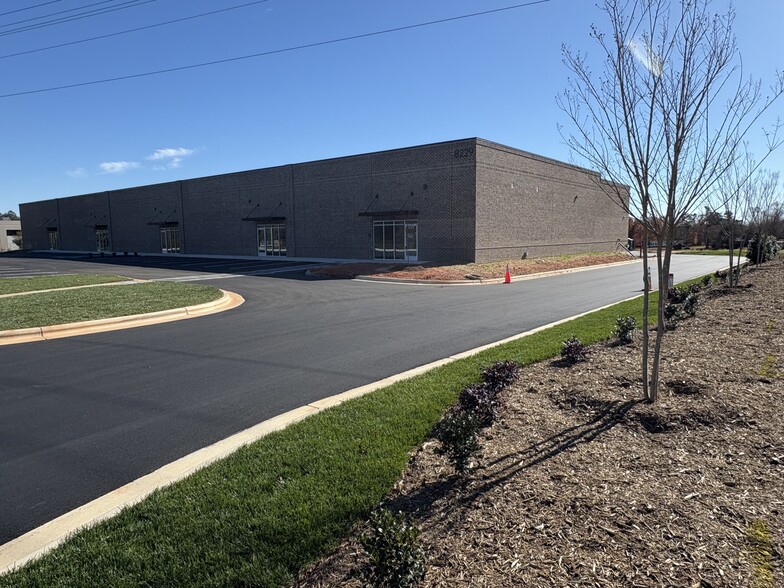 8229 Tyner Rd, Colfax, NC for lease - Building Photo - Image 2 of 8