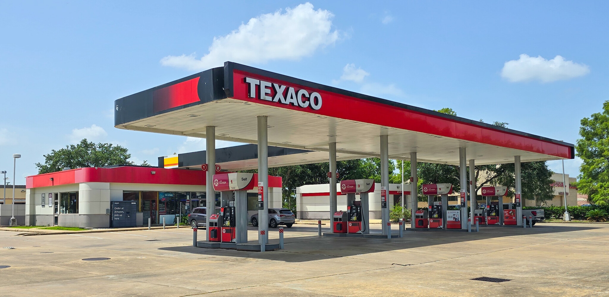 1190 Clear Lake City Blvd, Houston, TX for lease Building Photo- Image 1 of 9