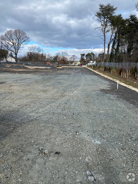 7421 Zachary Ln, Glen Burnie, MD for lease - Building Photo - Image 3 of 4