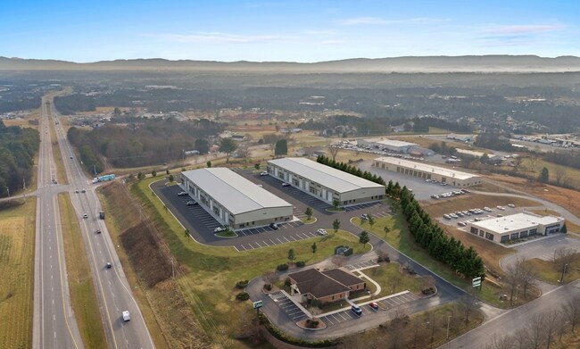 Plus de détails pour 322 Partnership Pkwy, Maryville, TN - Industriel à louer