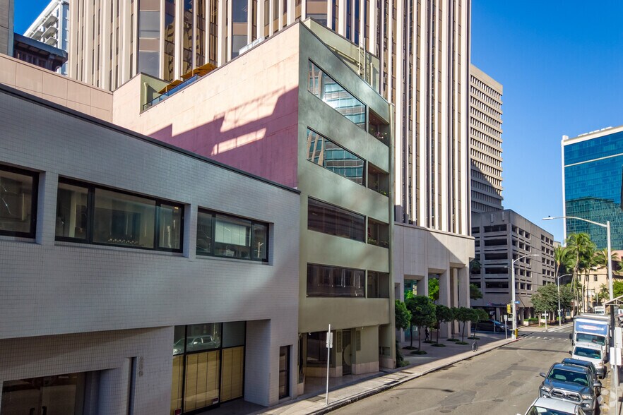 233 Merchant St, Honolulu, HI à vendre - Photo du bâtiment - Image 1 de 3