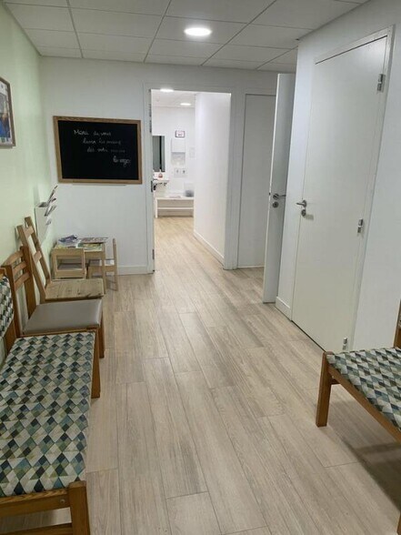 Office in Brest for lease - Interior Photo - Image 3 of 3