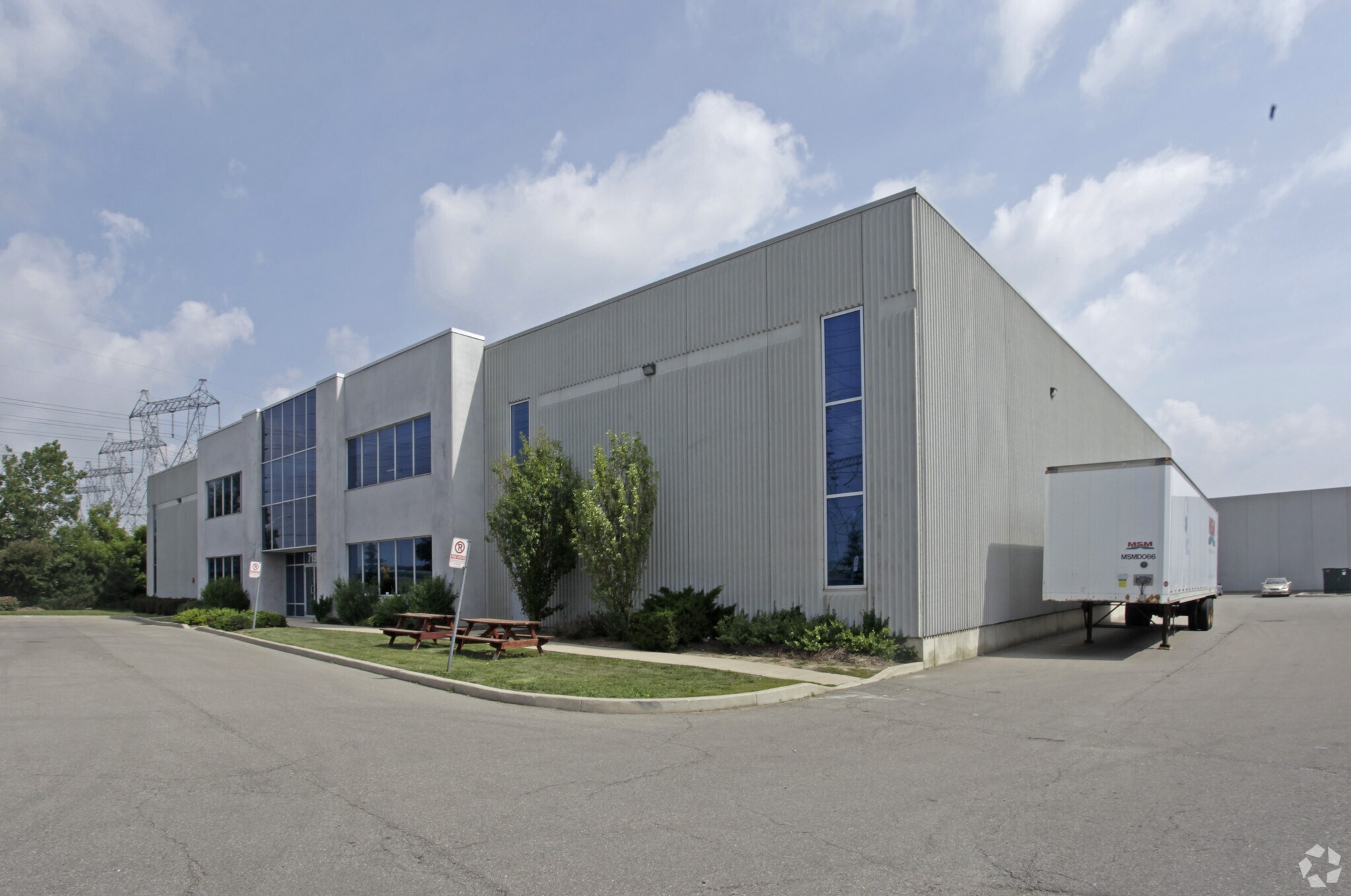 7195 Cardiff Blvd, Mississauga, ON à vendre Photo principale- Image 1 de 1