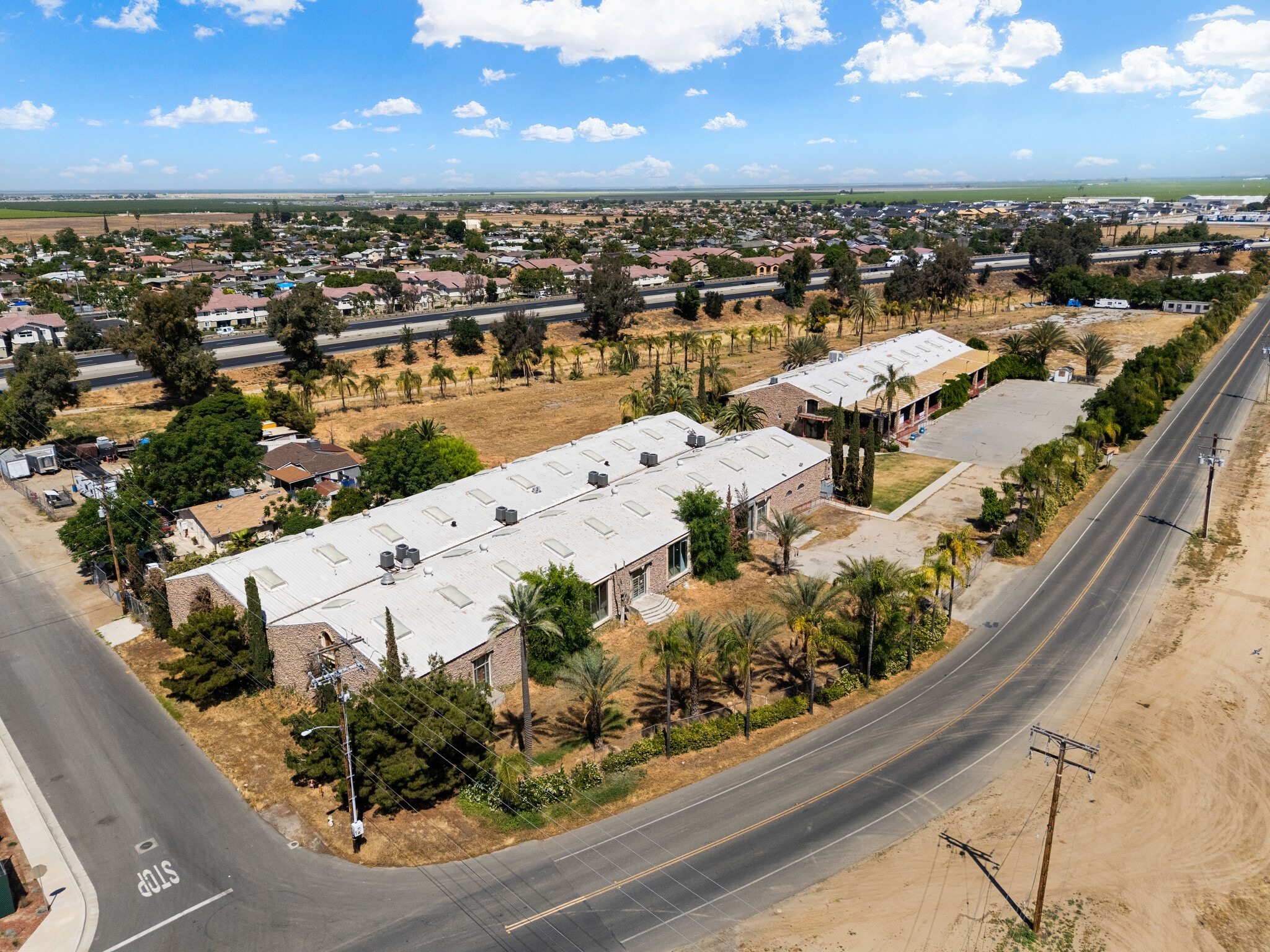 1833 Glenwood St, Delano, CA for sale Primary Photo- Image 1 of 19