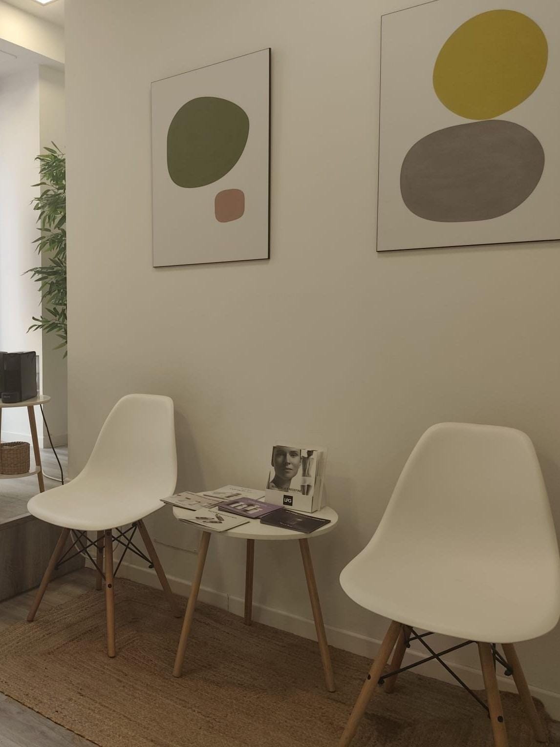 Retail in Madrid, Madrid for lease Interior Photo- Image 1 of 4