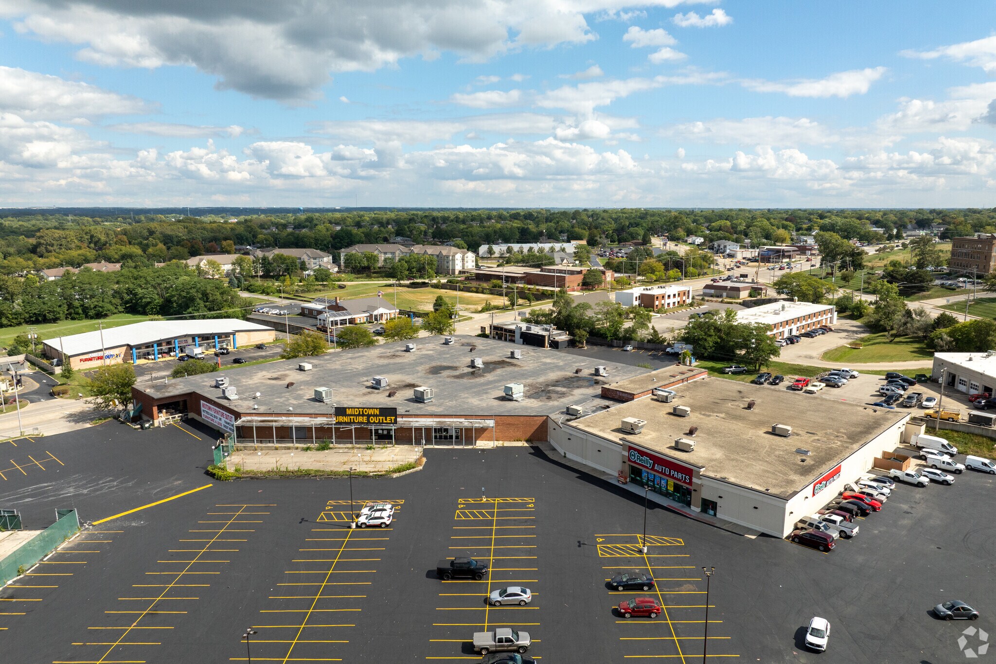 1608-1693 N Larkin Ave, Crest Hill, IL for lease Primary Photo- Image 1 of 6