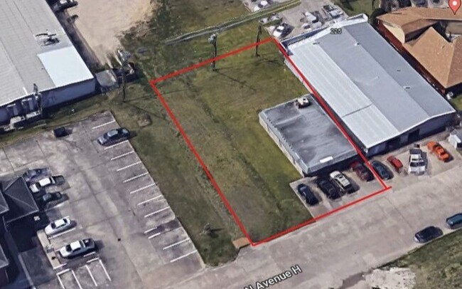Plus de détails pour 1301 Avenue H, Freeport, TX - Bureau à vendre