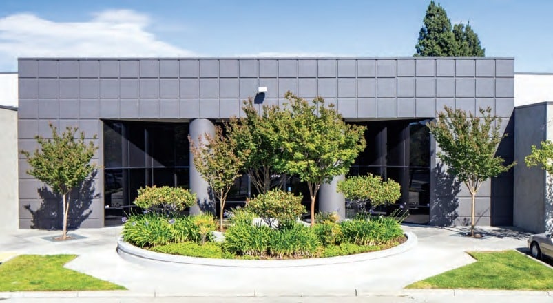 6735 Sierra Ct, Dublin, CA à louer - Photo du bâtiment - Image 3 de 3