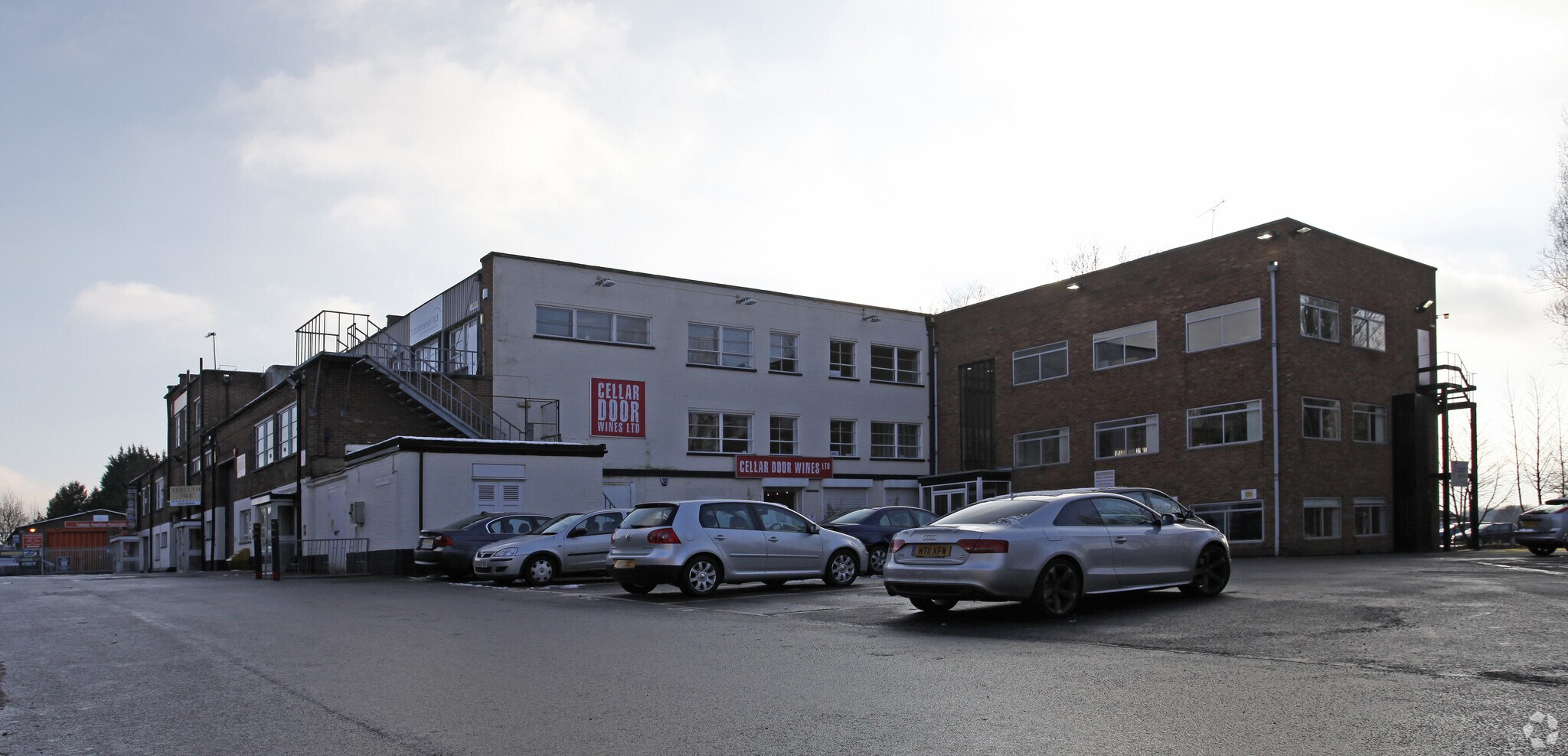 224 London Rd, St Albans for lease Primary Photo- Image 1 of 6