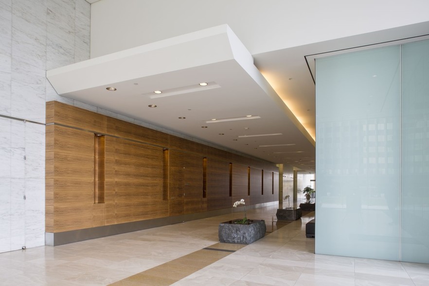 1901 Avenue of the Stars, Los Angeles, CA for lease - Lobby - Image 2 of 33