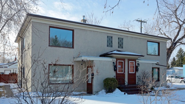 More details for Highland Apartments - 15701-5733 118 Ave – Multifamily for Sale, Edmonton, AB