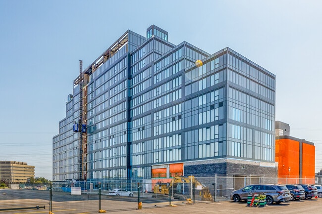 More details for 600 Dixon Rd, Toronto, ON - Coworking for Lease
