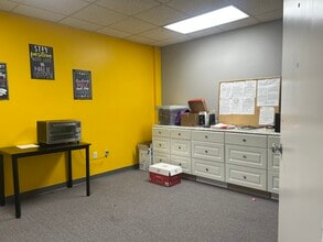 340 Granite St, Manchester, NH for lease Interior Photo- Image 1 of 2