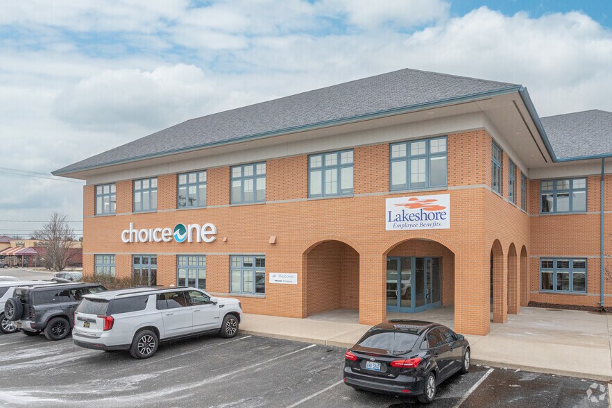 5797 Harvey St, Muskegon, MI à louer - Photo du bâtiment - Image 2 de 14