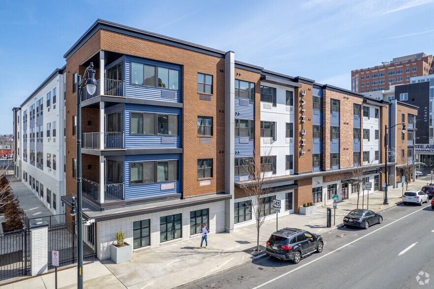 107 N 7th St, Allentown, PA for lease - Primary Photo - Image 1 of 5