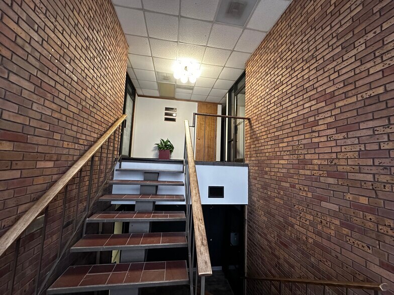 4444 O St, Lincoln, NE à louer - Photo du bâtiment - Image 2 de 12