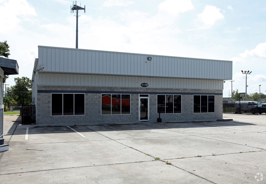 3165 N John Young Pky, Orlando, FL for lease - Building Photo - Image 3 of 19