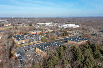 1405 S County Trl, East Greenwich, RI - Aérien  Vue de la carte - Image1