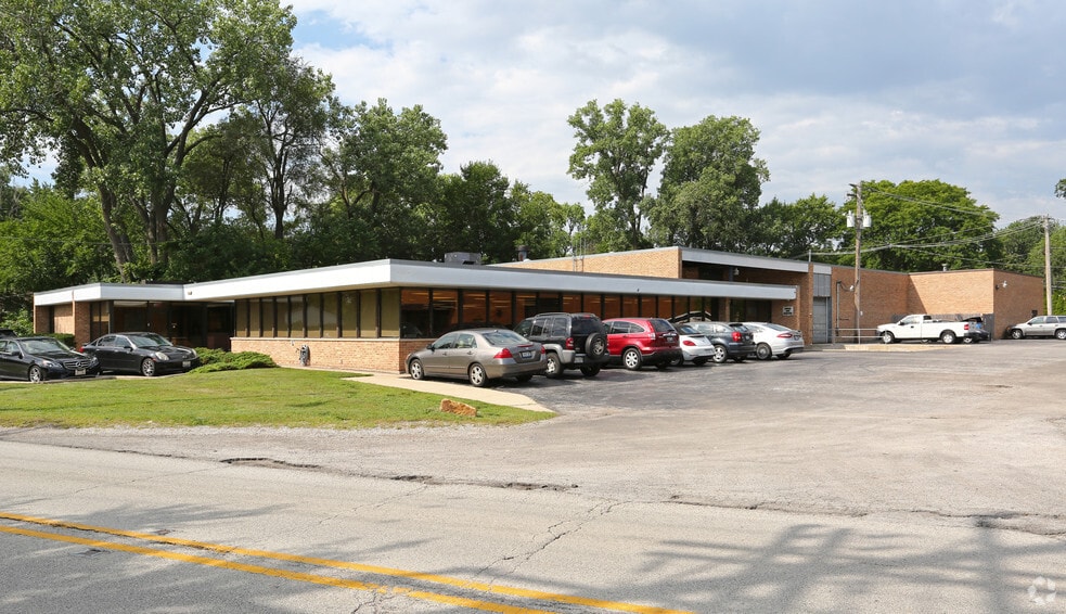 7050 N Lehigh Ave, Chicago, IL for sale - Building Photo - Image 1 of 7