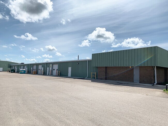 Plus de détails pour 702 12 Av, Nisku, AB - Industriel à louer