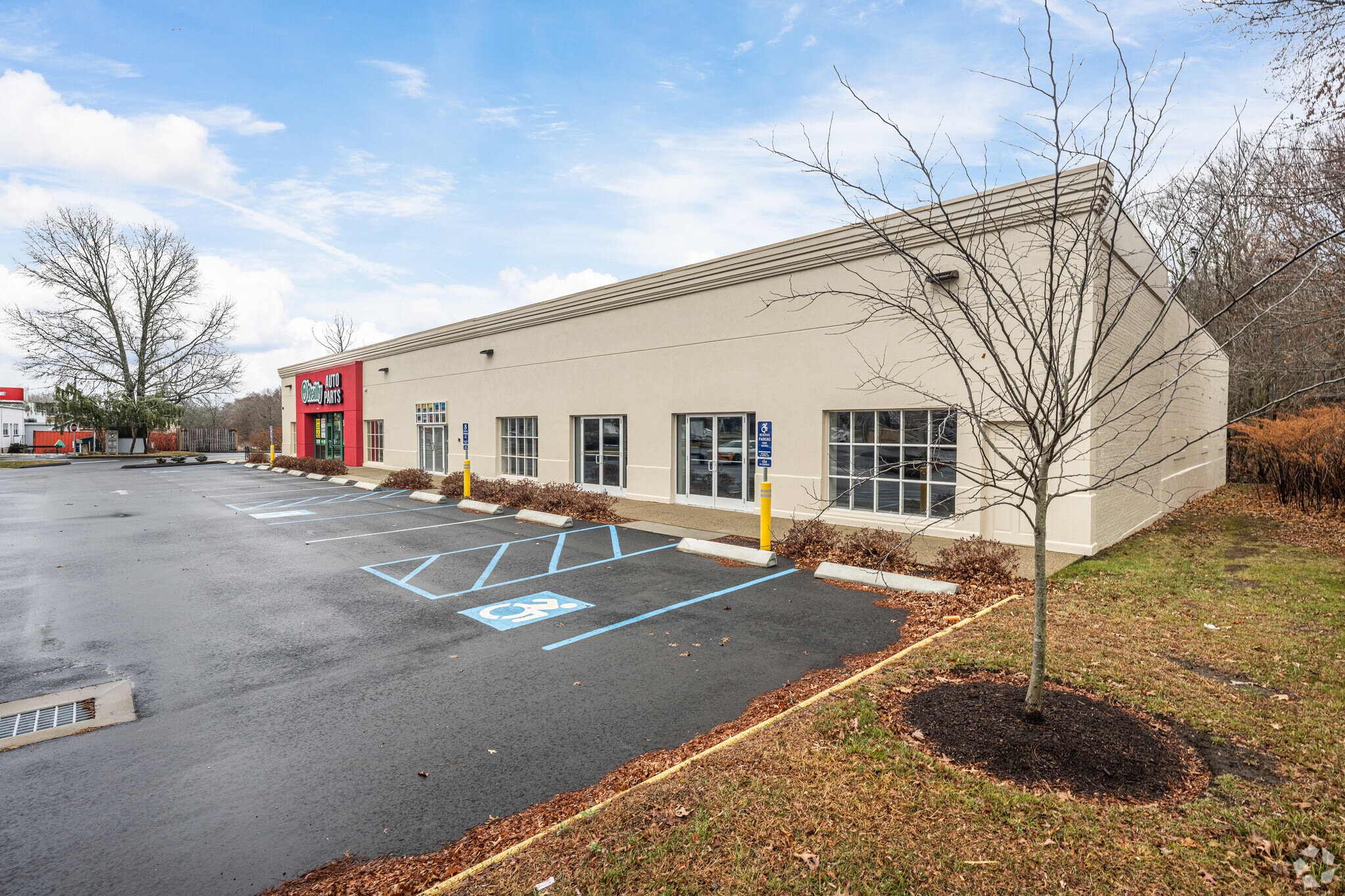 721 Long Hill Rd, Groton, CT for lease Primary Photo- Image 1 of 9