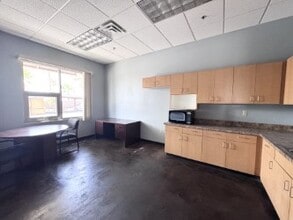 5425 E Bell Rd, Scottsdale, AZ for lease Interior Photo- Image 2 of 18