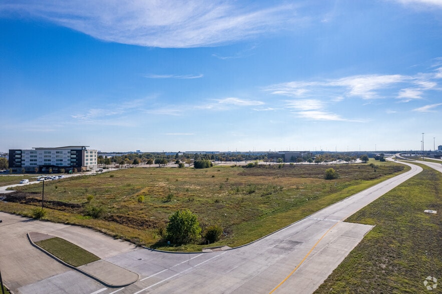 Northpoint Dr, Coppell, TX for sale - Building Photo - Image 2 of 4