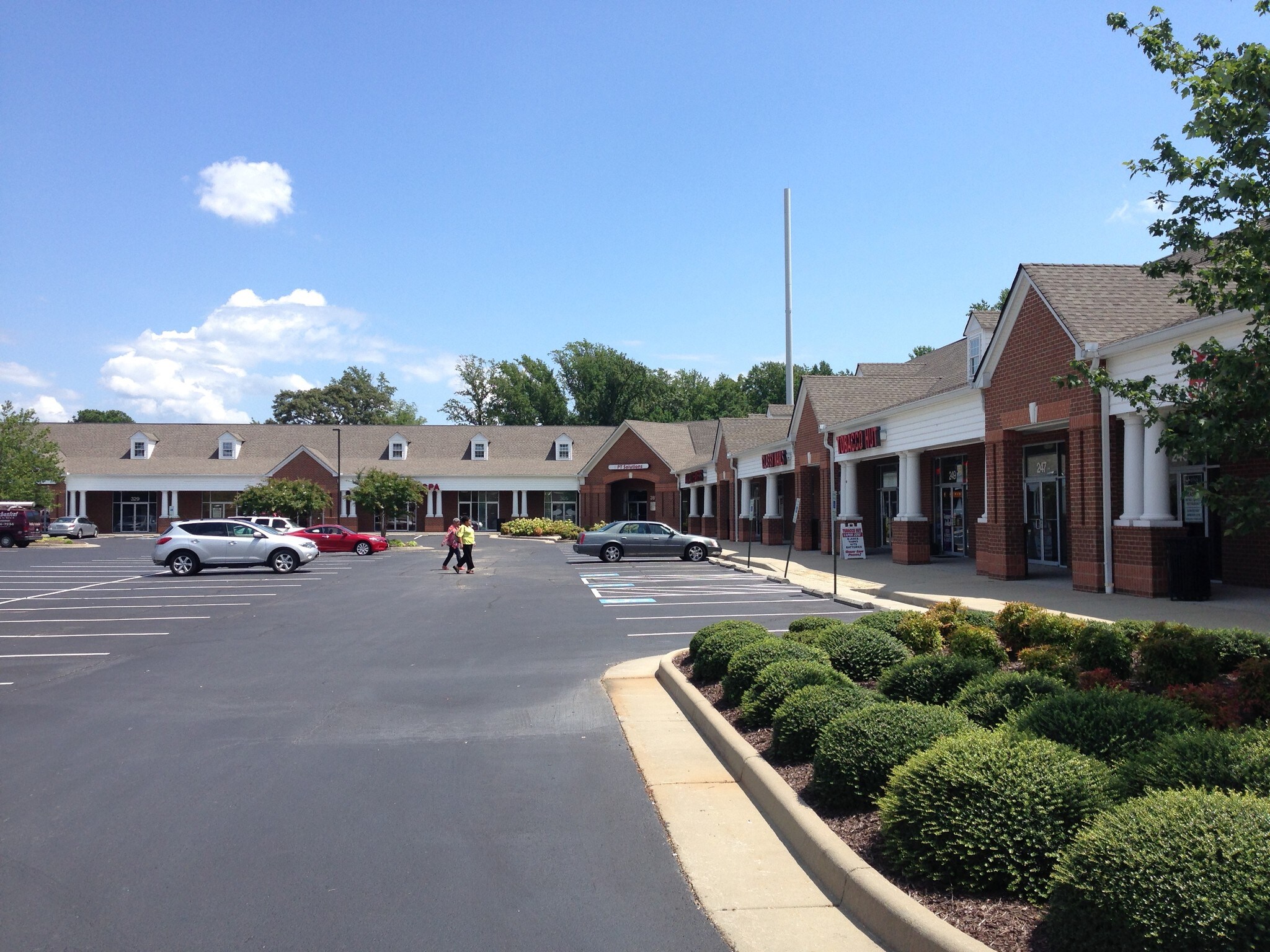 241-341 E Hundred Rd, Chester, VA for lease Primary Photo- Image 1 of 2
