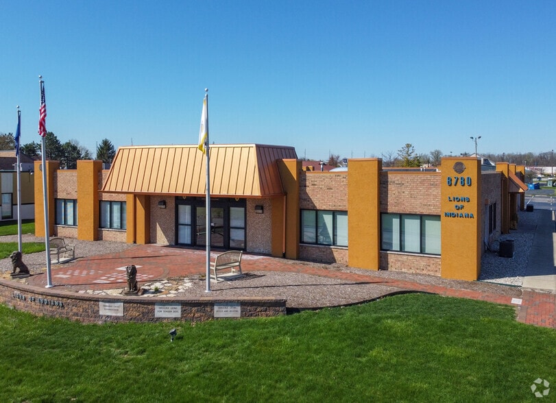 8780 Purdue Rd, Indianapolis, IN for lease - Primary Photo - Image 1 of 9
