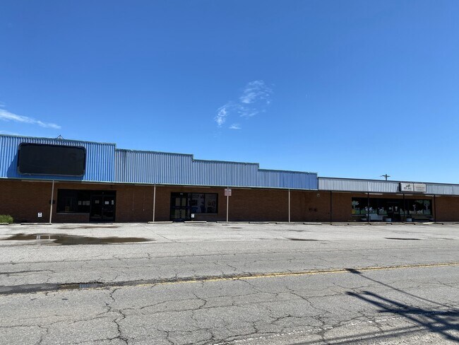 Plus de détails pour 226 Broadway, Hartsville, TN - Commerce de détail, Industriel à louer