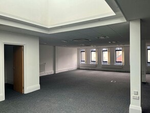 12-13 Windsor Pl, Cardiff à vendre Photo du bâtiment- Image 2 de 8