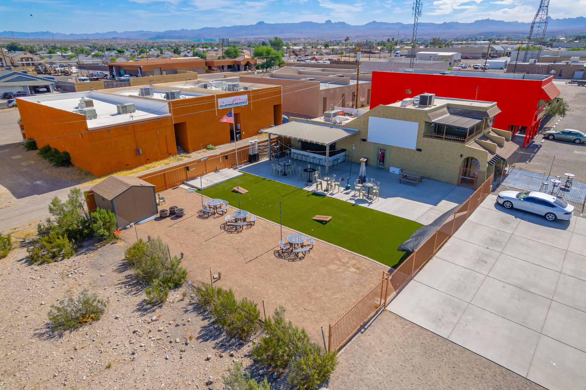 877 Hancock Rd, Bullhead City, AZ for sale Primary Photo- Image 1 of 69