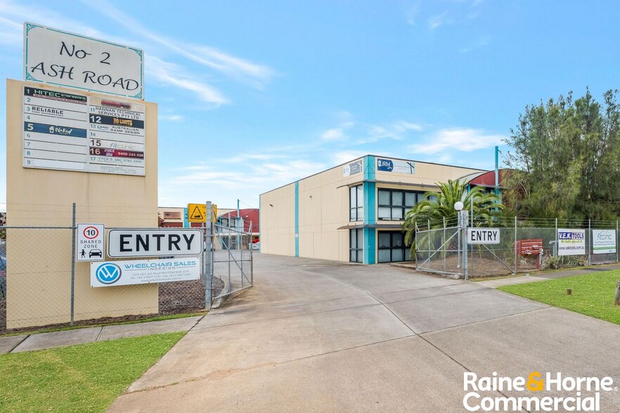 2 Ash Rd, Prestons for sale - Primary Photo - Image 1 of 2