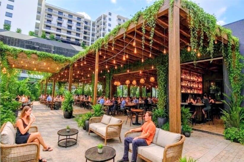 2020 Harrison St, Hollywood, FL à vendre - Photo du bâtiment - Image 2 de 11