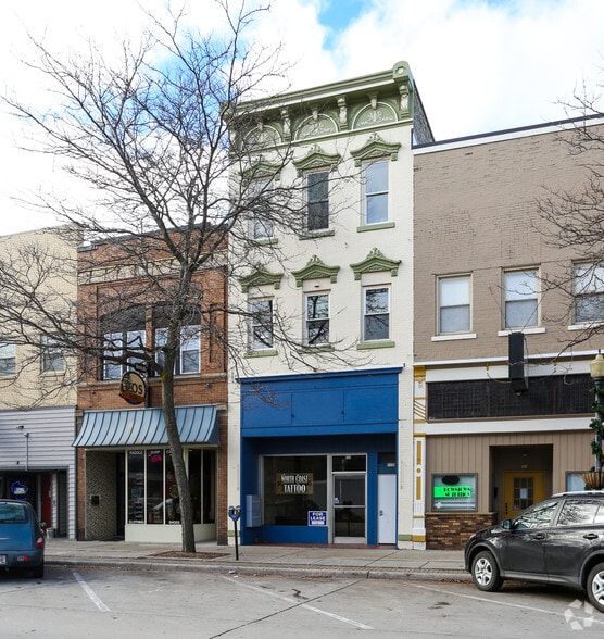 512 N 8th St, Sheboygan, WI for sale - Building Photo - Image 2 of 9