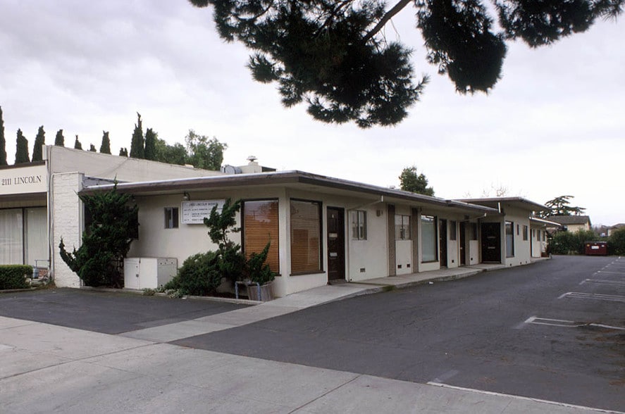 2103 Lincoln Ave, San Jose, CA for lease - Building Photo - Image 2 of 9