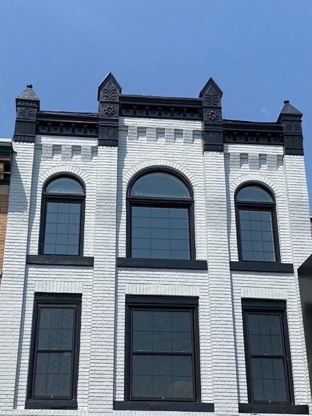 128 S 1st St, Lehighton, PA à louer - Photo du bâtiment - Image 2 de 3