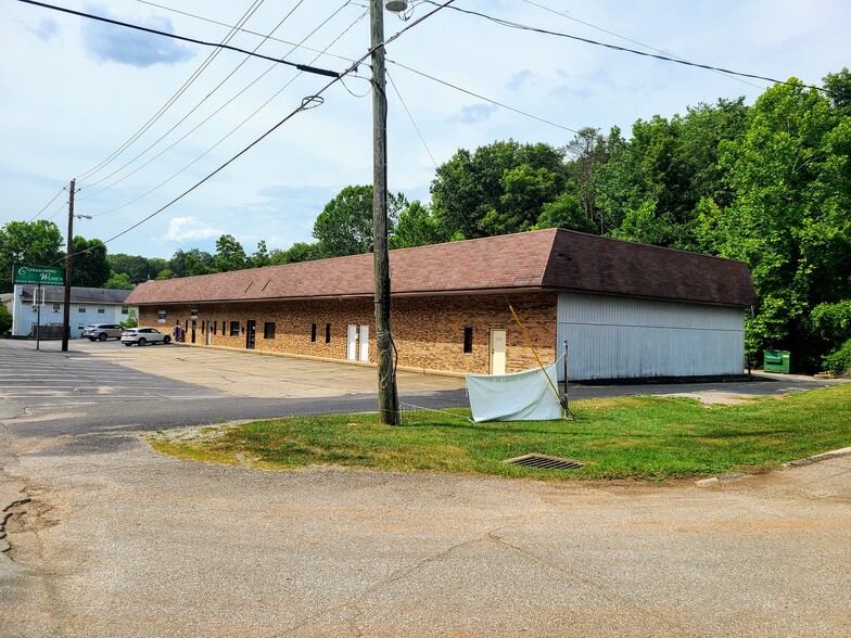 5036 Washington St W, Charleston, WV à vendre - Photo du bâtiment - Image 1 de 1