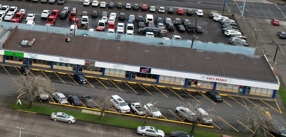 1008-1048 14th Ave, Longview, WA à vendre - Photo du bâtiment - Image 3 de 13