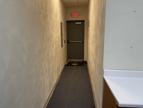 105 Water St, New Stanton, PA à louer Photo intérieure- Image 1 de 8